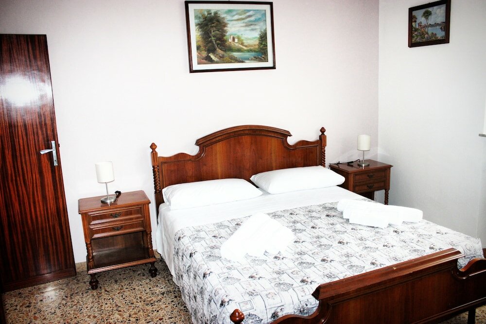 Фото Casa Mafalda - Rooms Friends and More