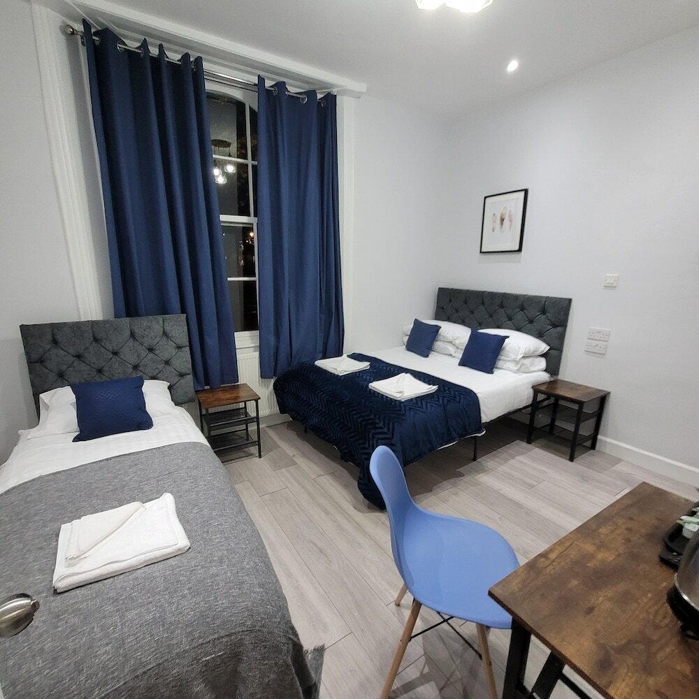 Фото Argyle Square Hotel