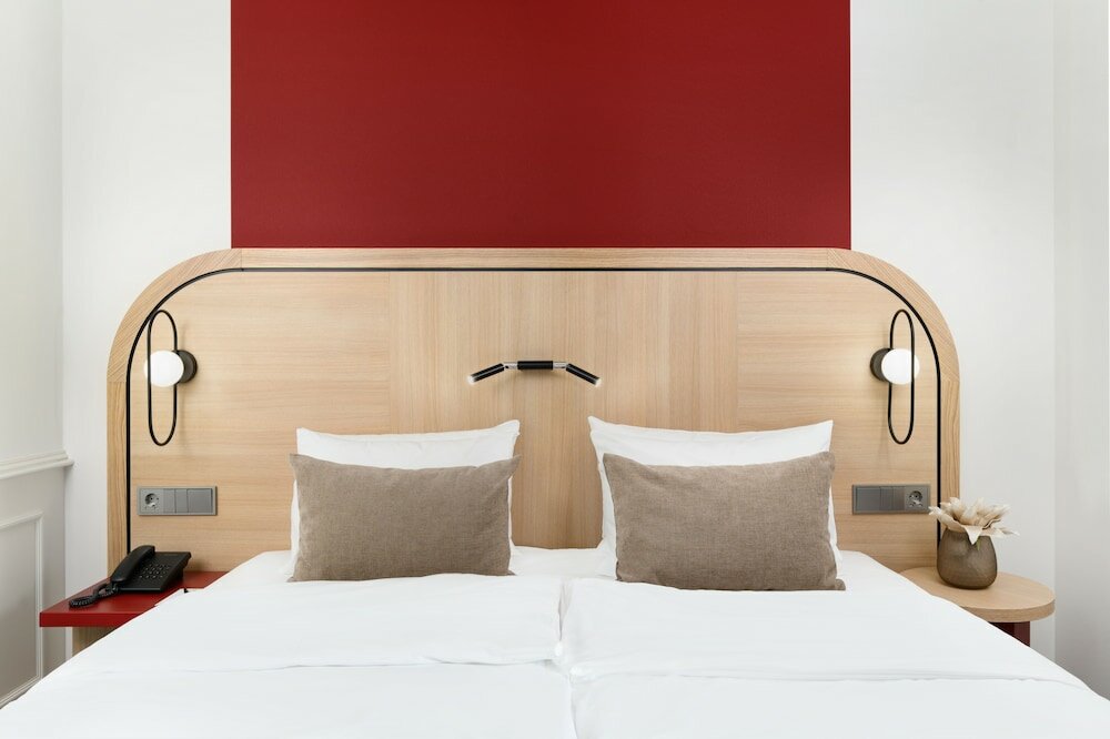 Фото Hotel Oktogon