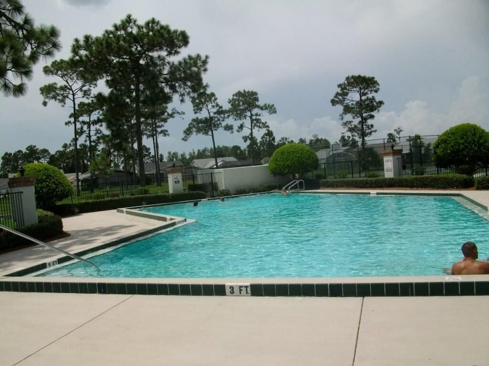 Фото Yvonne's Indian Point Vacation Home