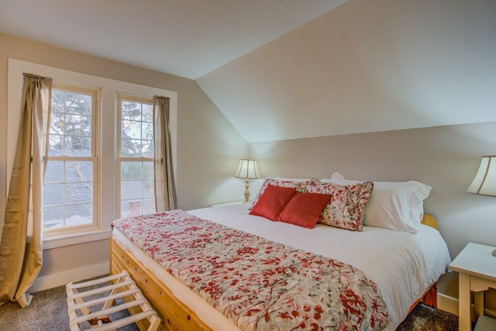 Фото 5brmonument Historic Charmminutes To Hiking