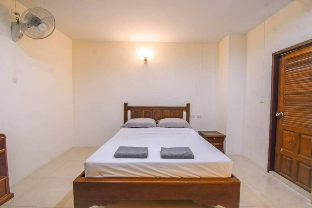 Фото Oyo 75398 The Wanna Pattaya