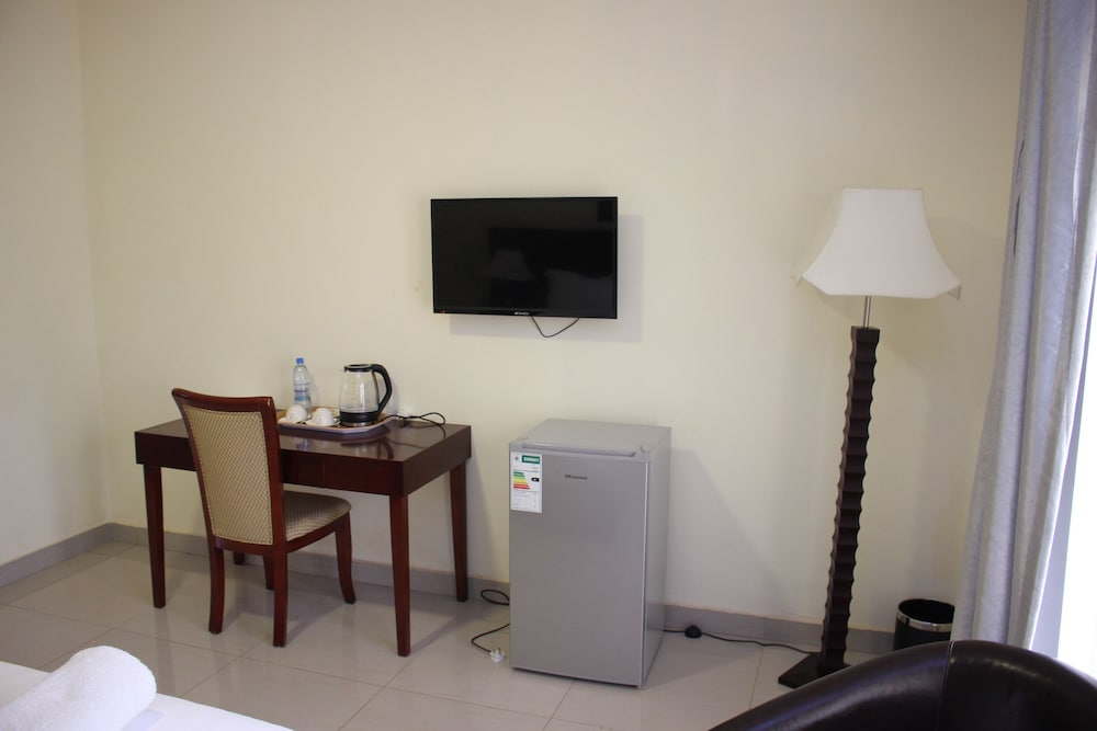 Фото Four Pillars Lodge Chilanga