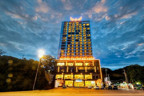 Гостиница Muong Thanh Grand Bai Chay Hotel в Халонге