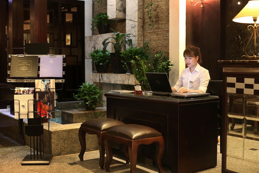 Фото Hanoian Central Hotel & Spa