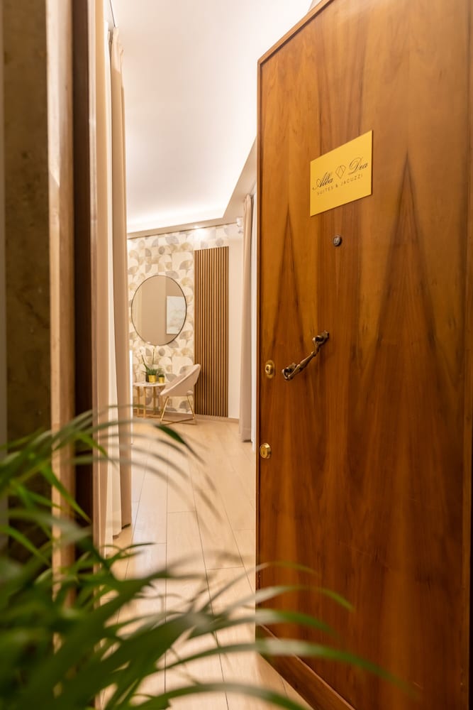 Фото AlbaDea Suite&Jacuzzi