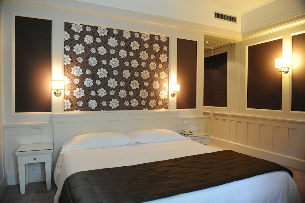 Фото Hotiday Hotel Rapallo