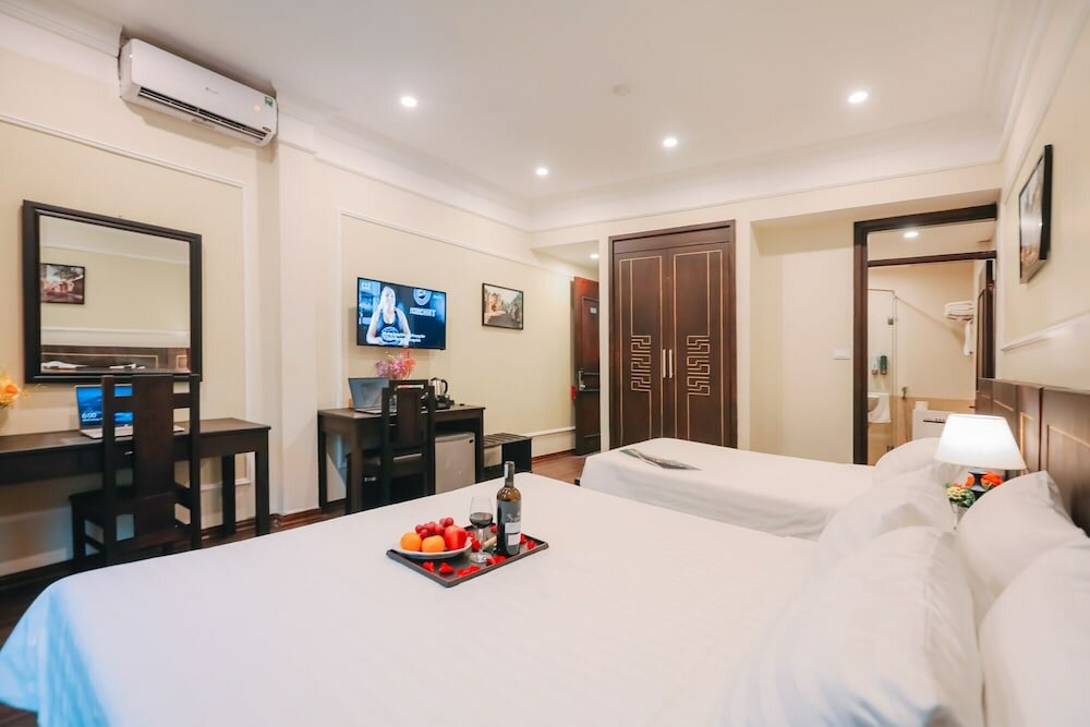 Фото Hanoi Lake View Hotel & SPA