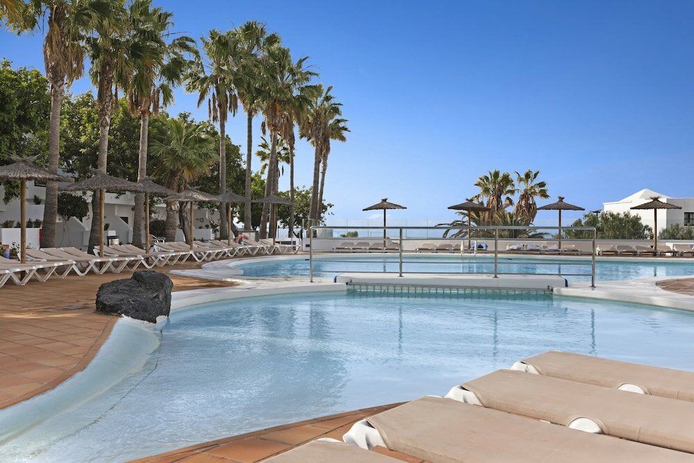 Фото Отель Thb Flora Aparthotel