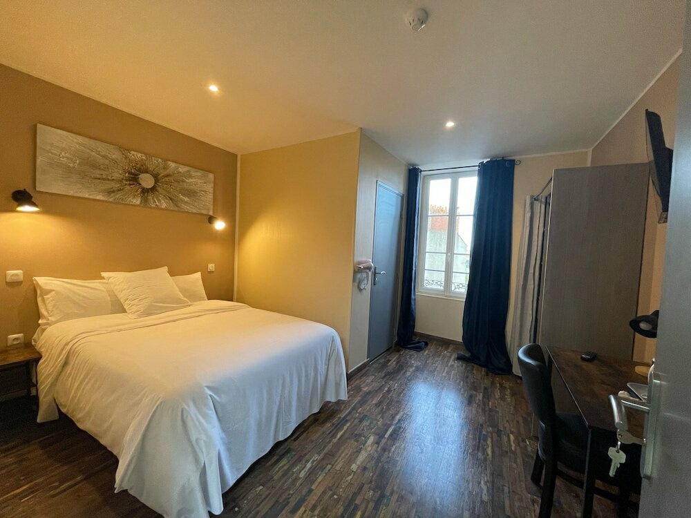 Фото Leclerc hôtel