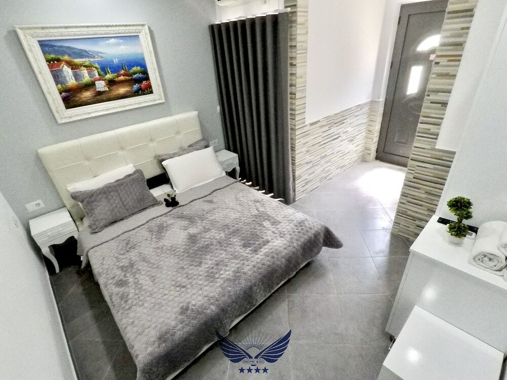 Фото Ilio Boutique Hotel