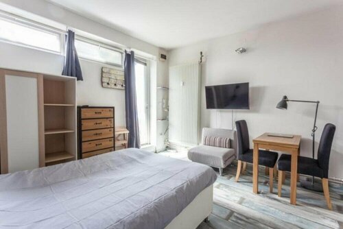 Апартаменты Azzarita in Bologna With 1 Bedrooms and 1 Bathrooms в Болонье