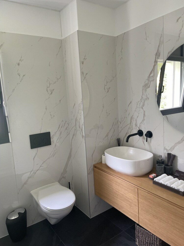 Фото Garden Jewel Design Apartment