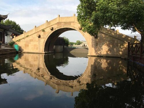 Внешний вид отеля Courtyard by Marriott Kunshan Hotel в Сучжоу, фото 3