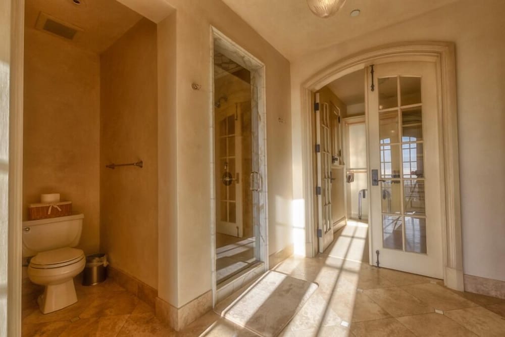 Фото Lx1: Chateau D' Renaitre - Carmel-by-the-sea Luxury Villa: