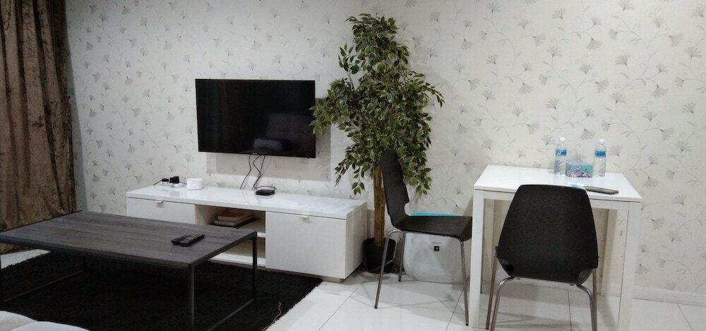 Фото Summer Suites Klcc by Luna