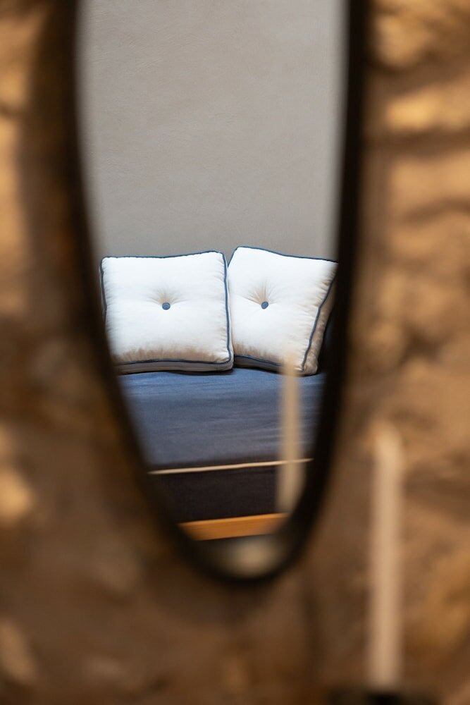 Фото Mirthea Suites