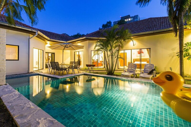 Гостиница Majestice Pool Villa 4 Bedrooms в Паттайе