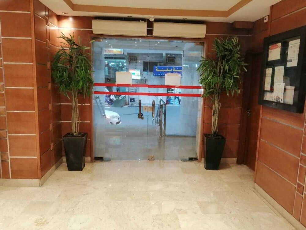 Фото Jawharah Dar Al Eiman Hotel