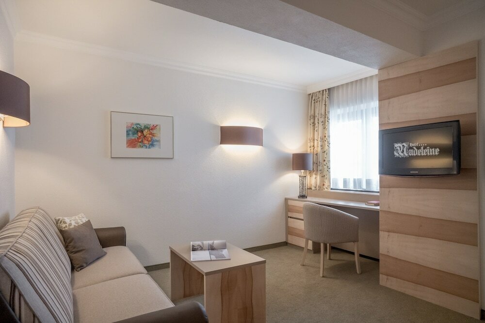 Фото Hotel Madeleine