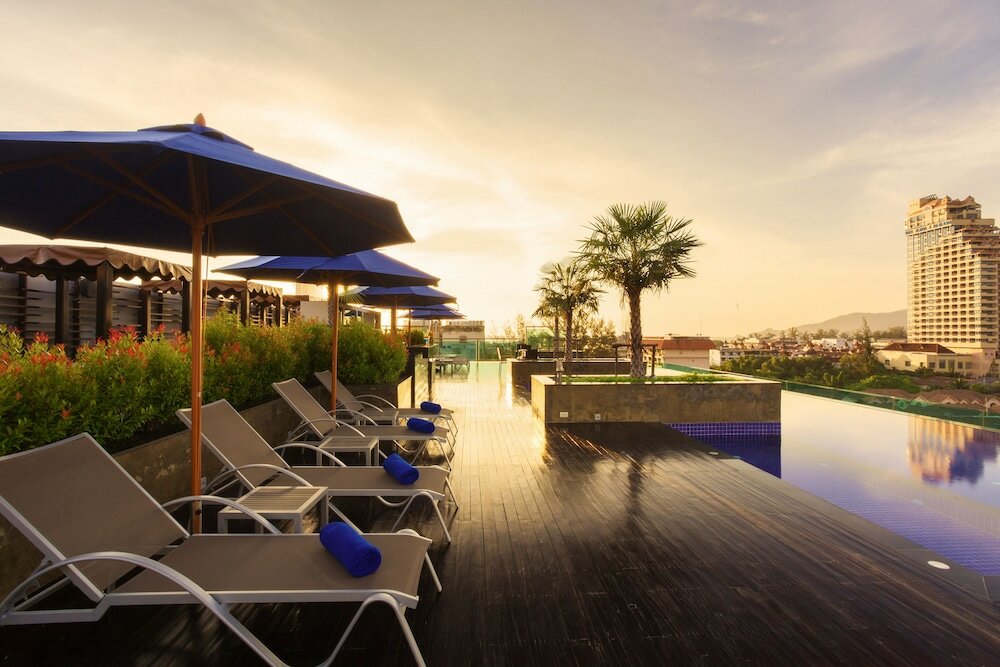 Фото Best Western Patong Beach