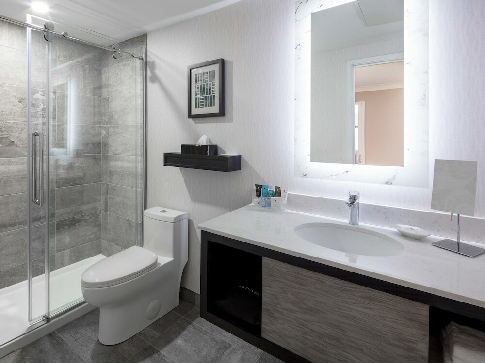 Фото Crowne Plaza Moncton-Downtown, an Ihg Hotel