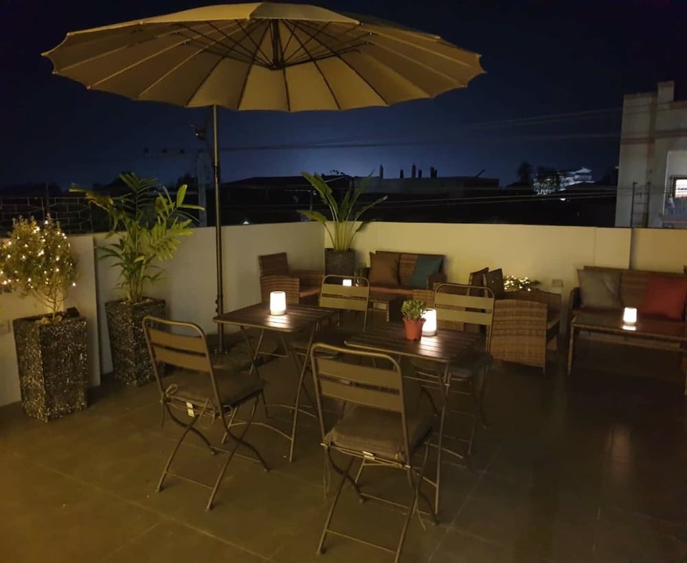 Фото Radlett Residences