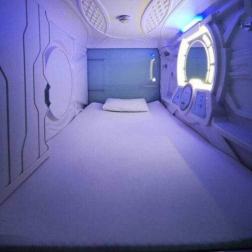 Гостиница Bangau Capsule Hotel - Downtown Klia