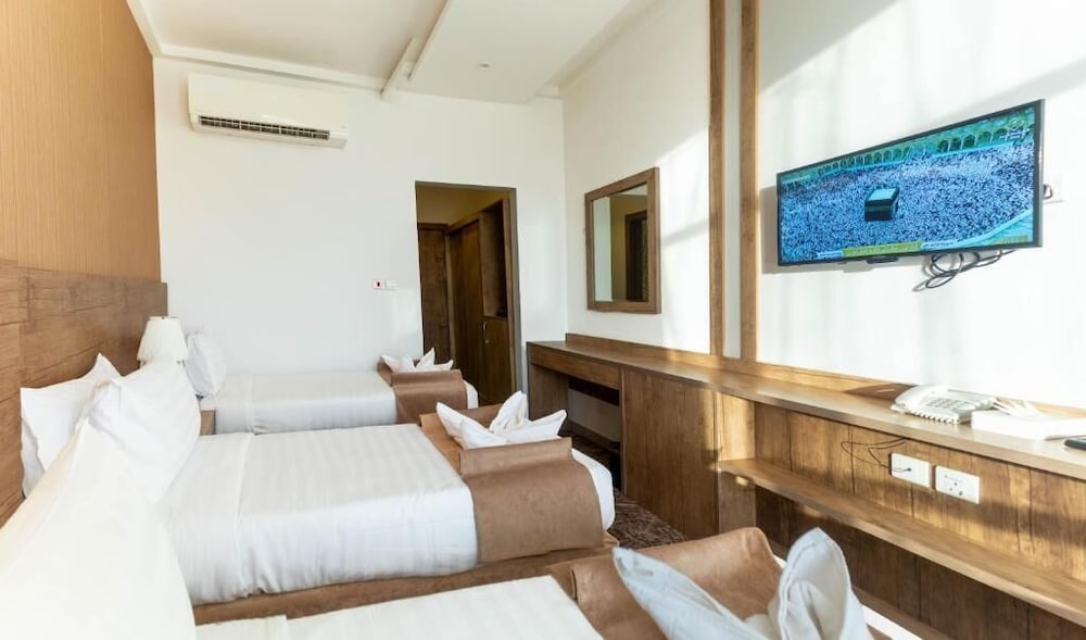 Фото Emaar Legend