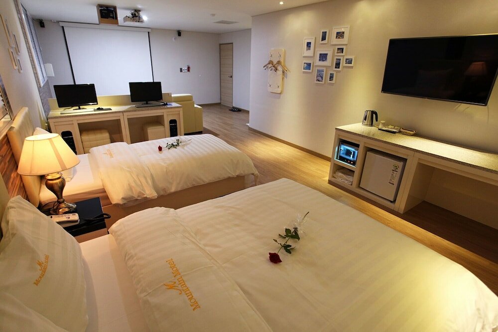 Фото Nonsan Mountain Hotel