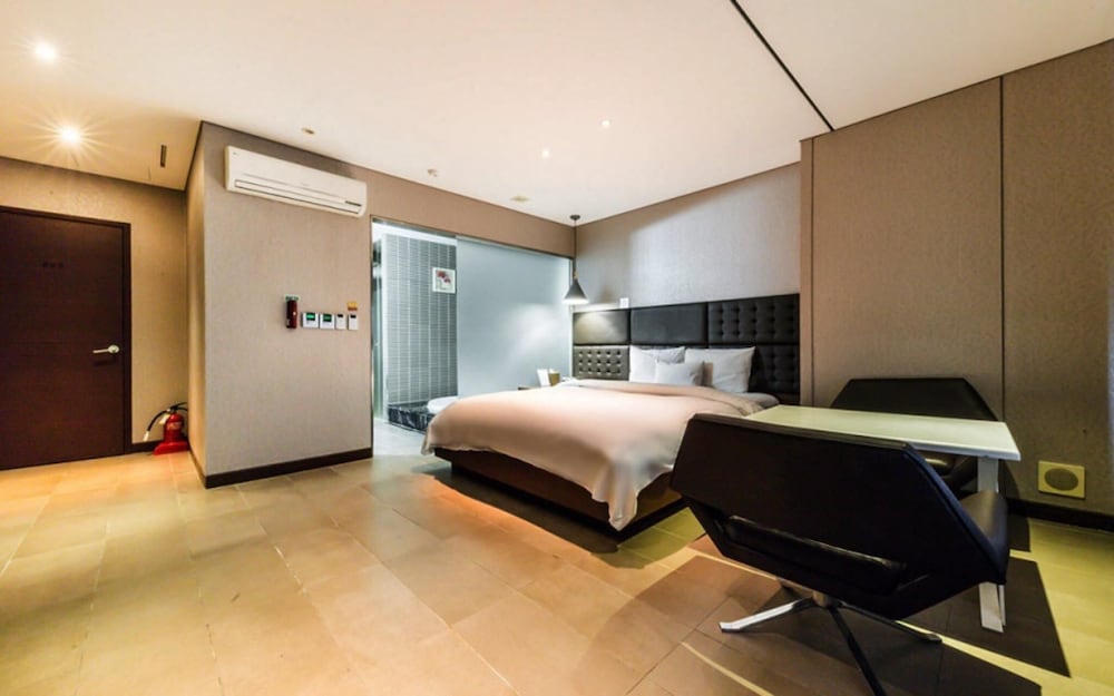 Фото Life Style F Hotel