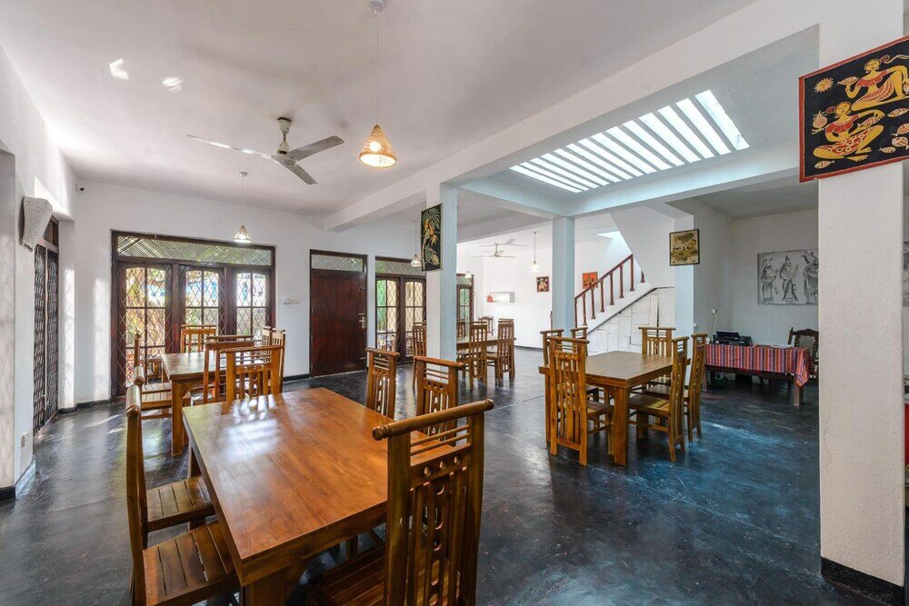 Фото Bright Sunshine Guest House