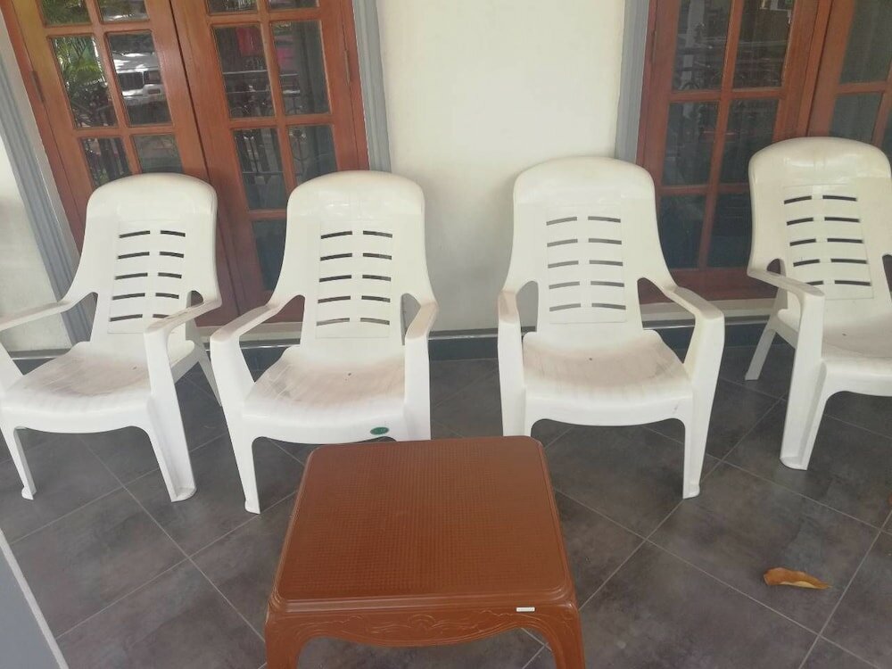 Фото N. L. I. Guest House