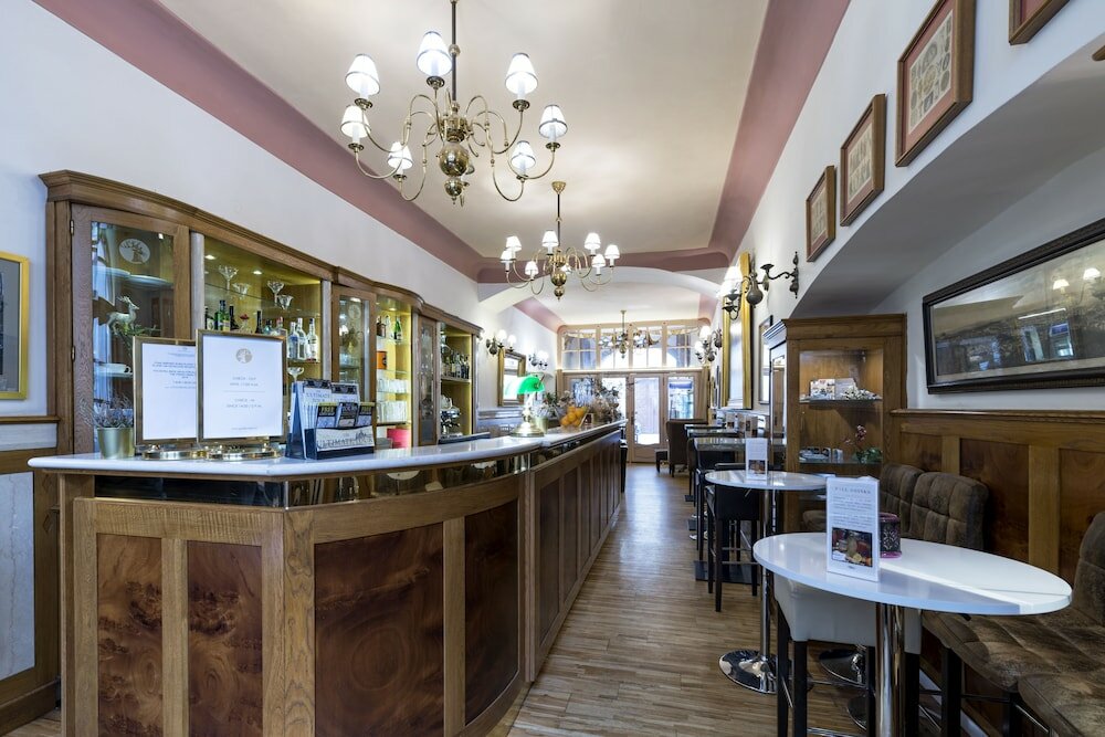 Фото Hotel U Zlateho Jelena