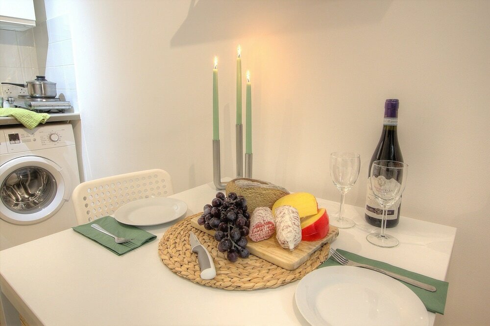 Фото R2 Medium Studio