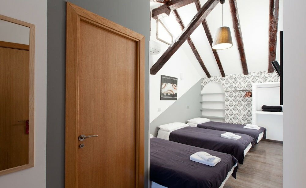 Фото Hostal Abril