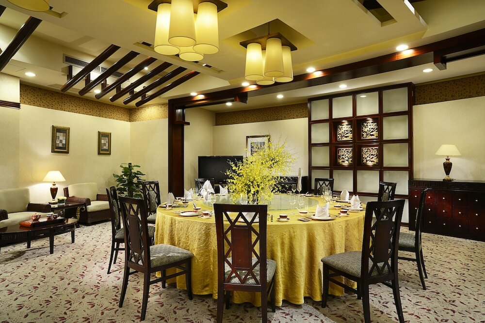 Фото Dongguan Mcb Lake Hotel