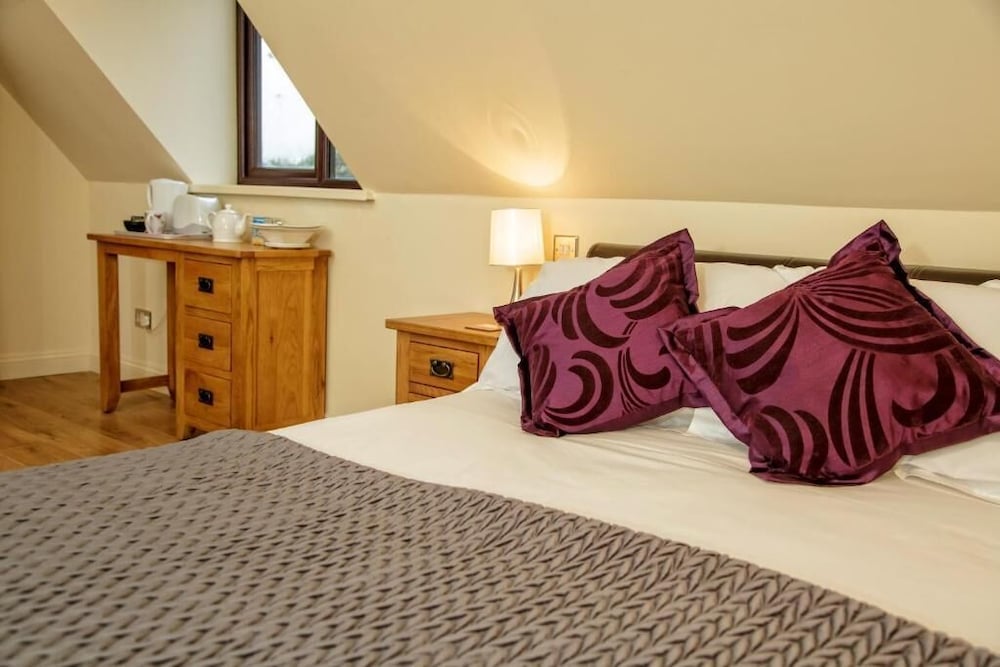 Фото Canada Lodge and Lake