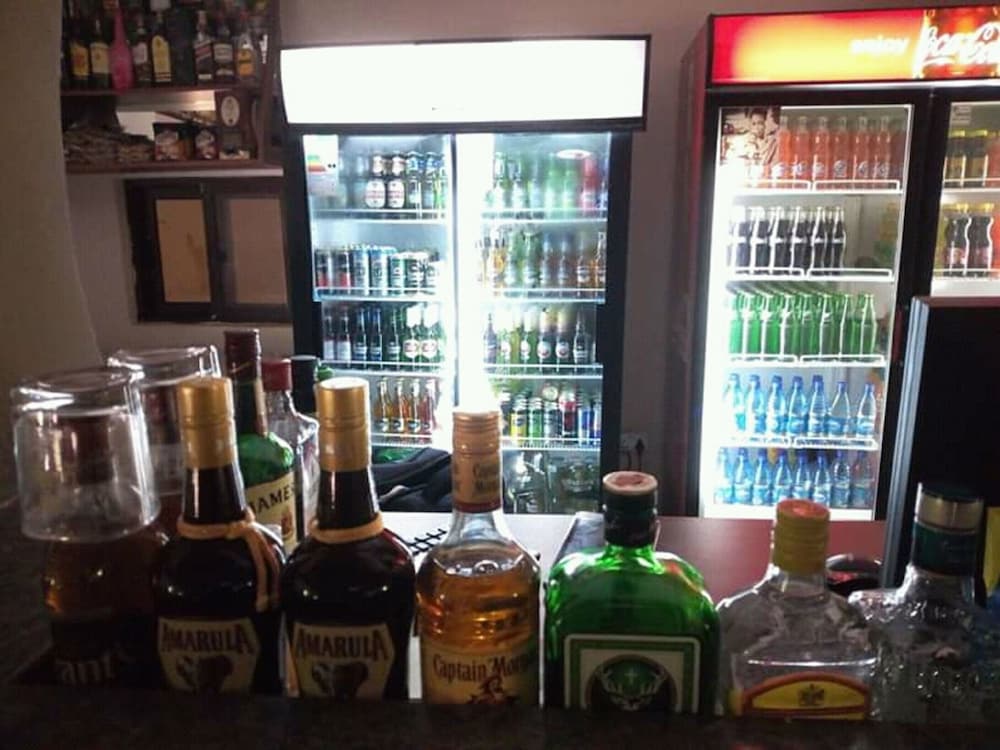 Фото Manjazi Hotels