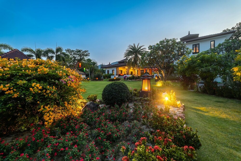 Фото Bali Style Mansion In Great Location Hg