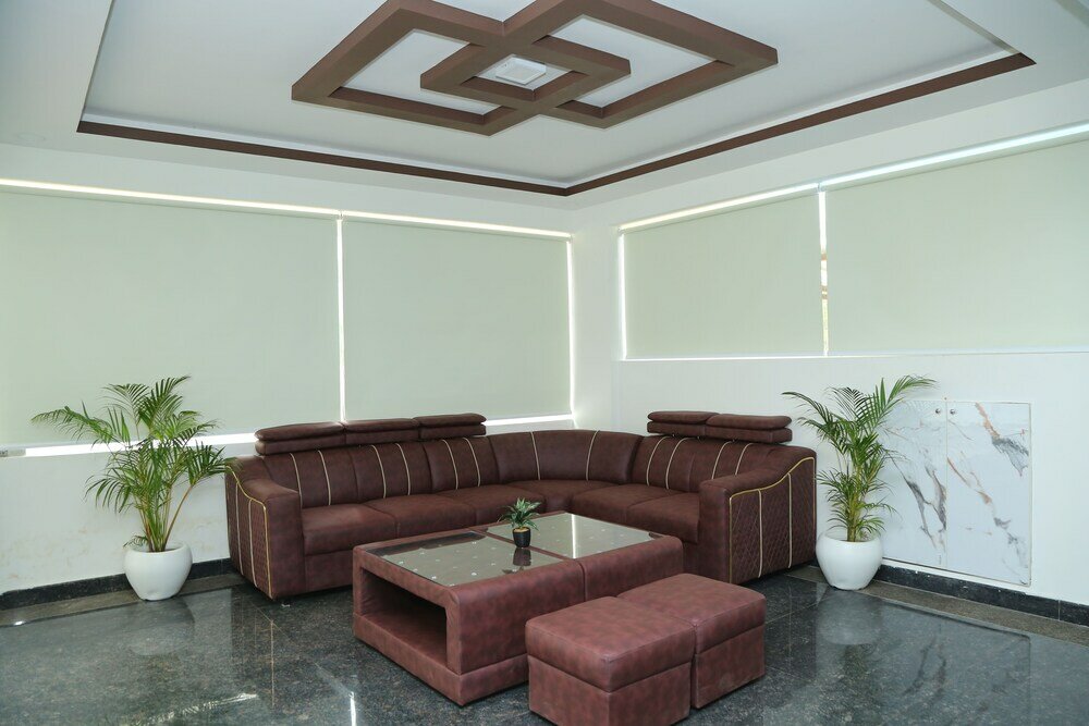 Фото Hotel Bangalore Airport Inn