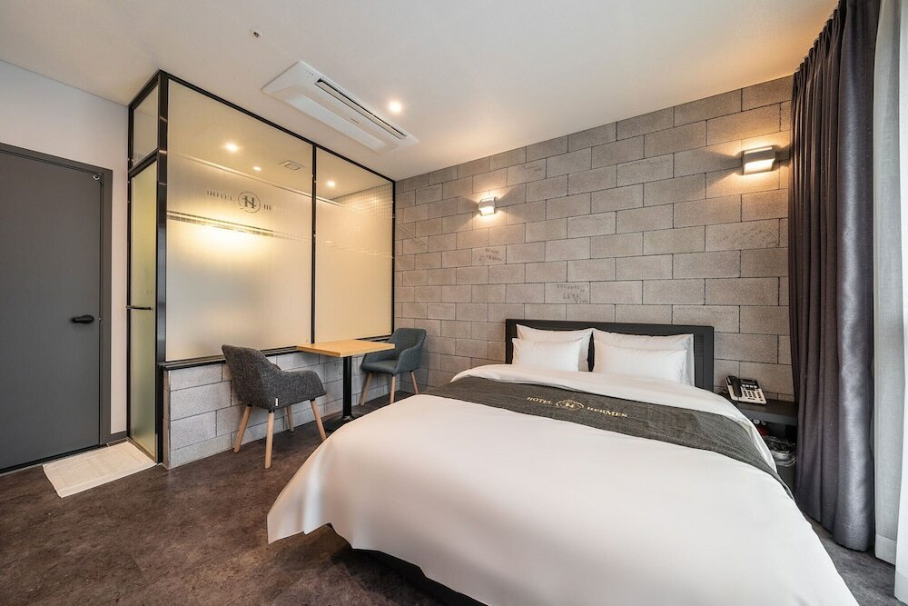 Фото Hermes Hotel Yongin