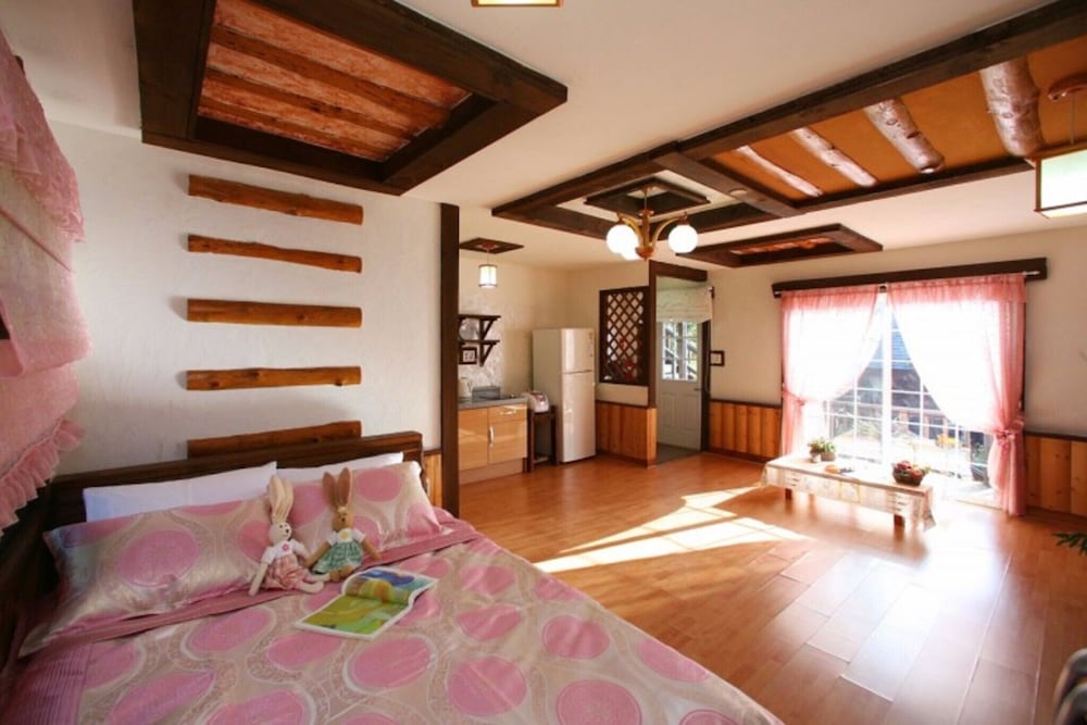 Фото Jeongseon Haetbinnuri Pension