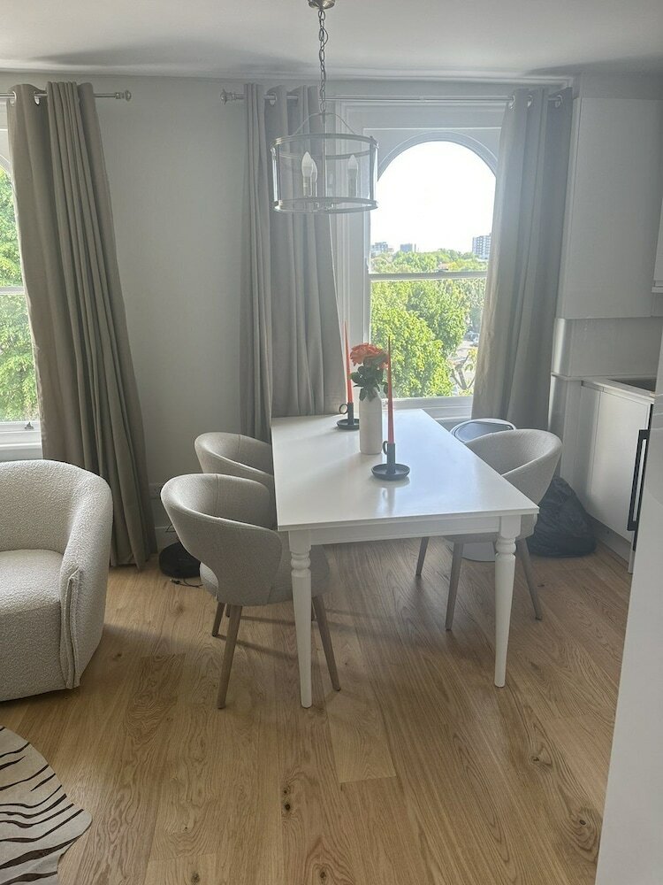 Фото Abbey Road Luxury Modern Flat