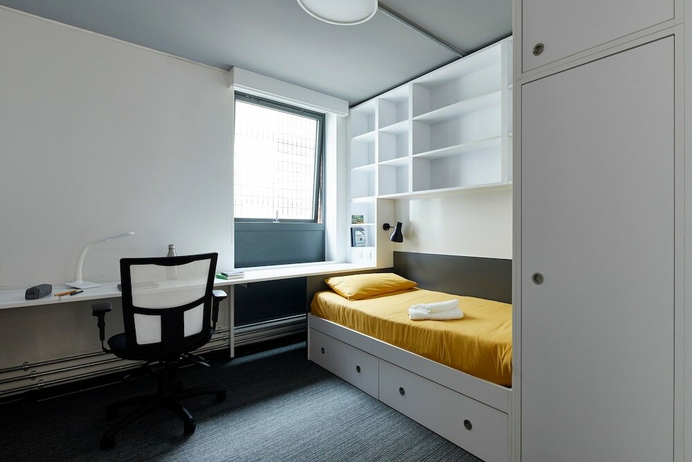 Фото Astor College