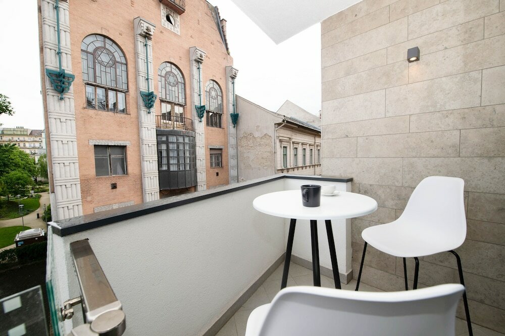 Фото Elisabeth Downtown Apartments by UrbanRent