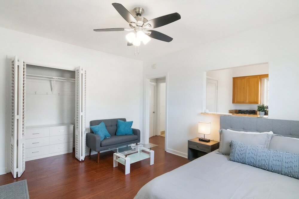 Фото Walton Place 4