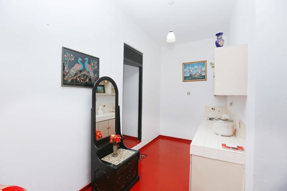 Фото The One Apartment