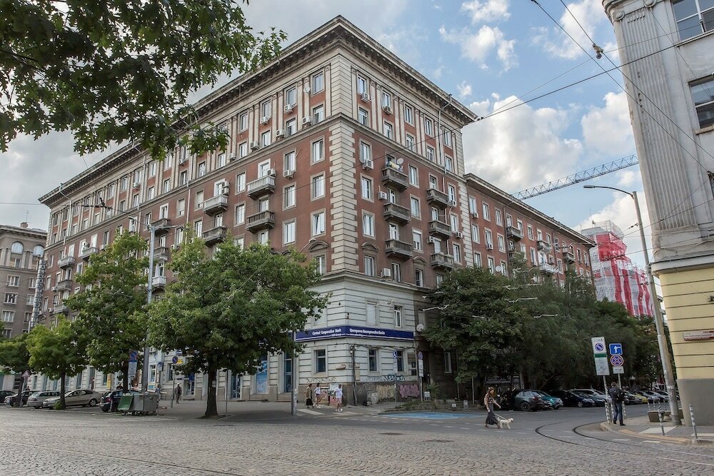 Фото отеля 1