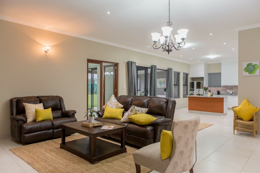 Фото The Living Collective